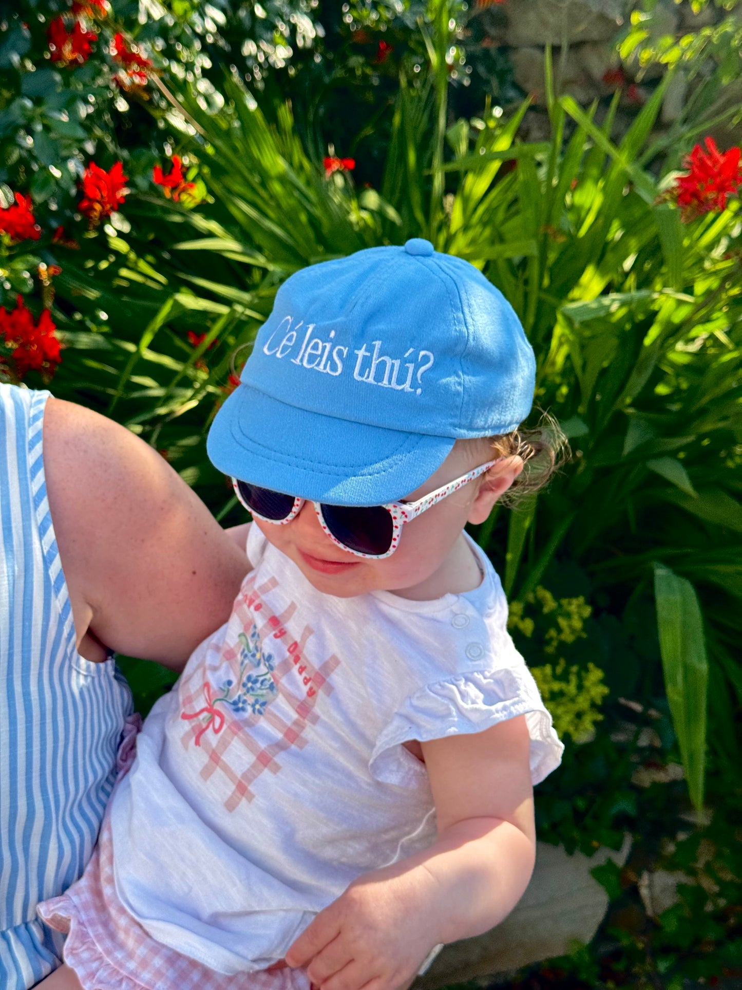 Hata Babaí 0-1y - Cé Leis Thú? Baby/Toddler Cap