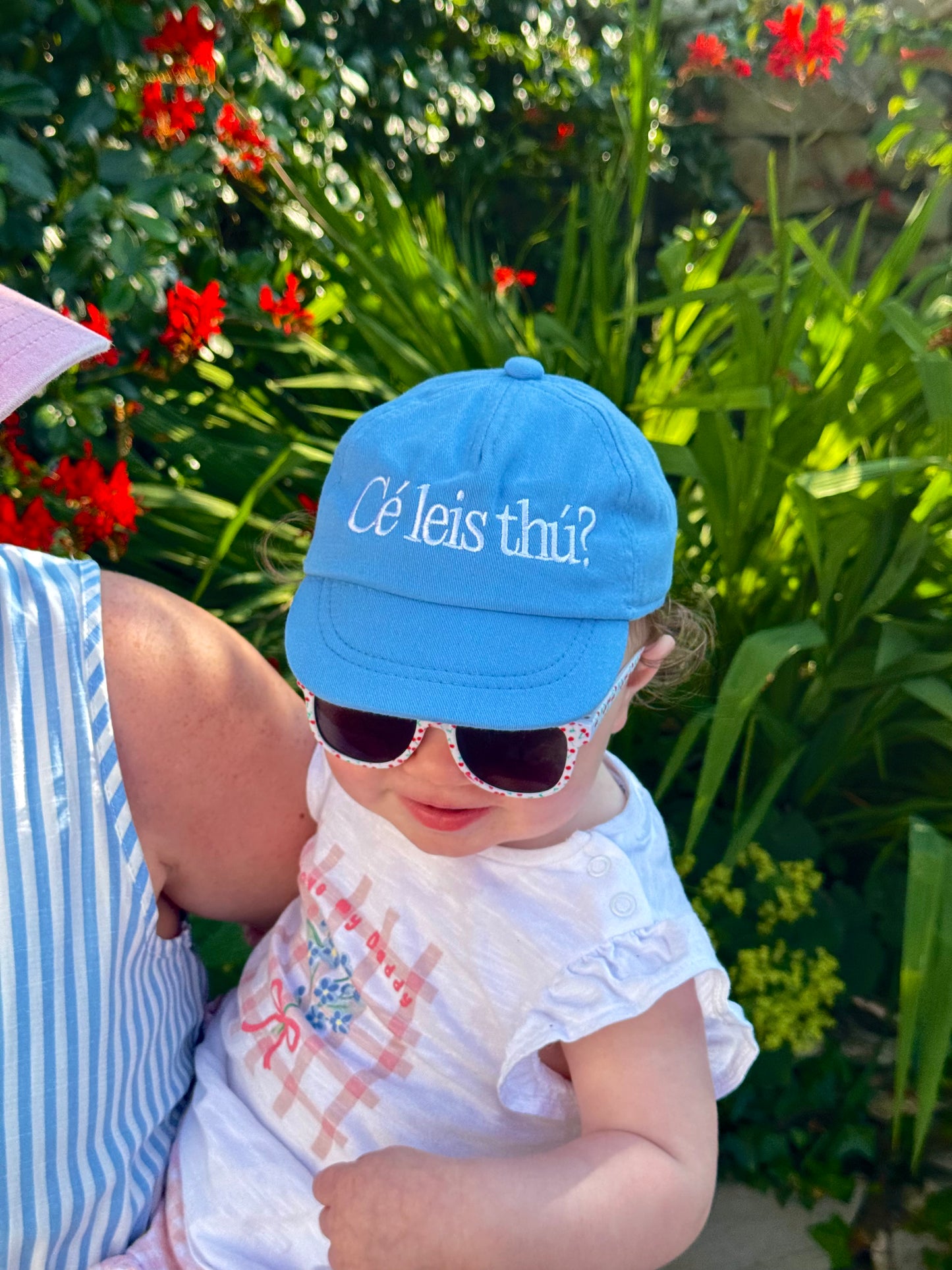Hata Babaí 0-1y - Cé Leis Thú? Baby/Toddler Cap