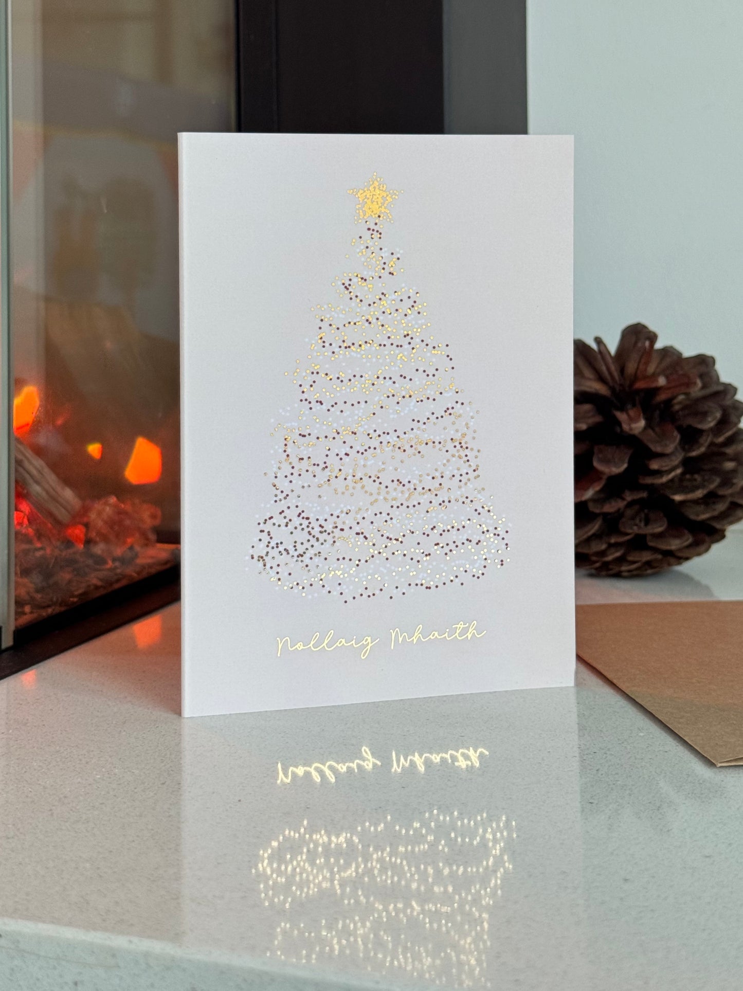 Cártaí Nollag - Multipacks - Foiled Christmas Cards as Gaeilge