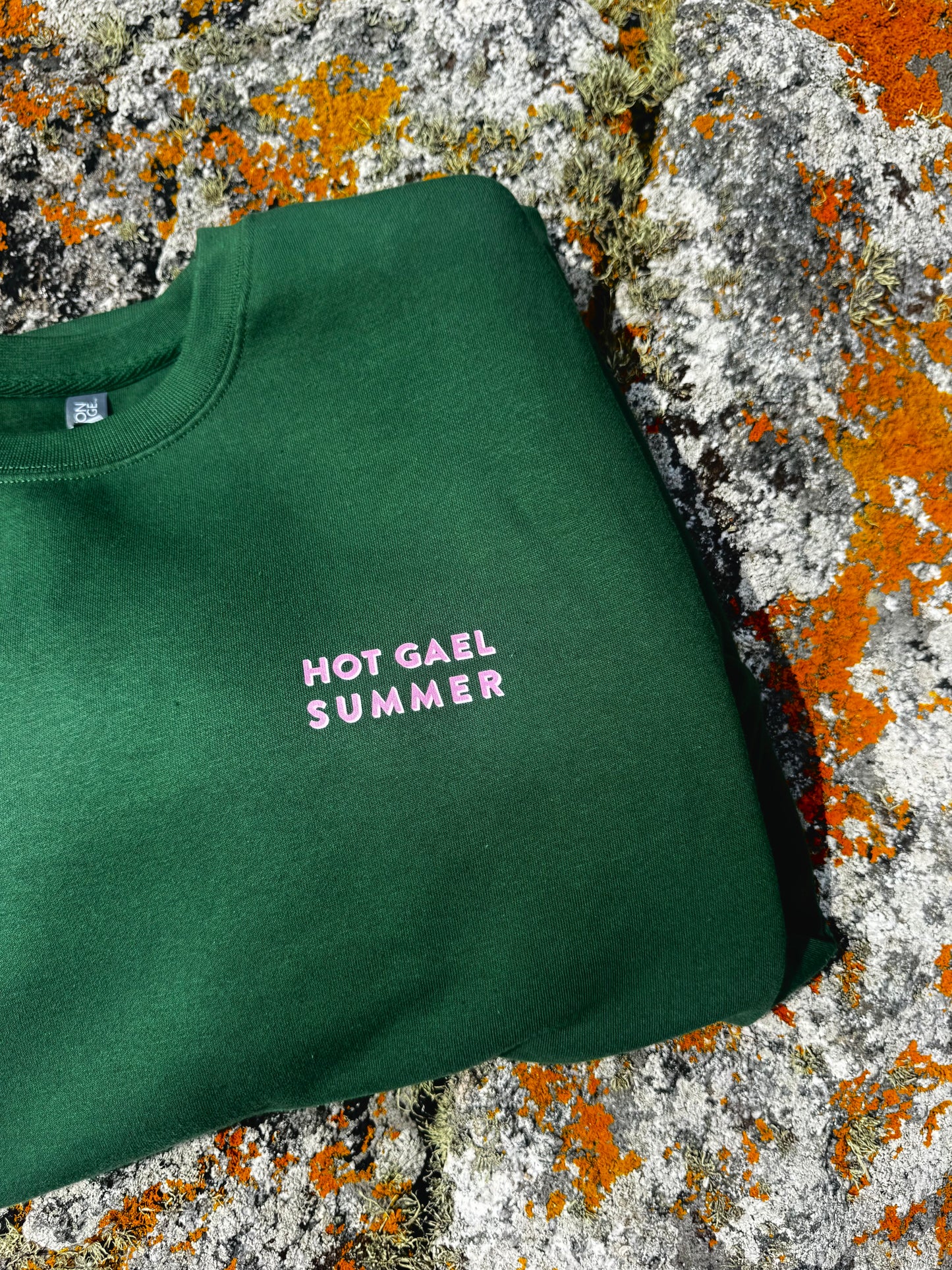 Green/Pink Hot Gael Summer Unisex Sweatshirt