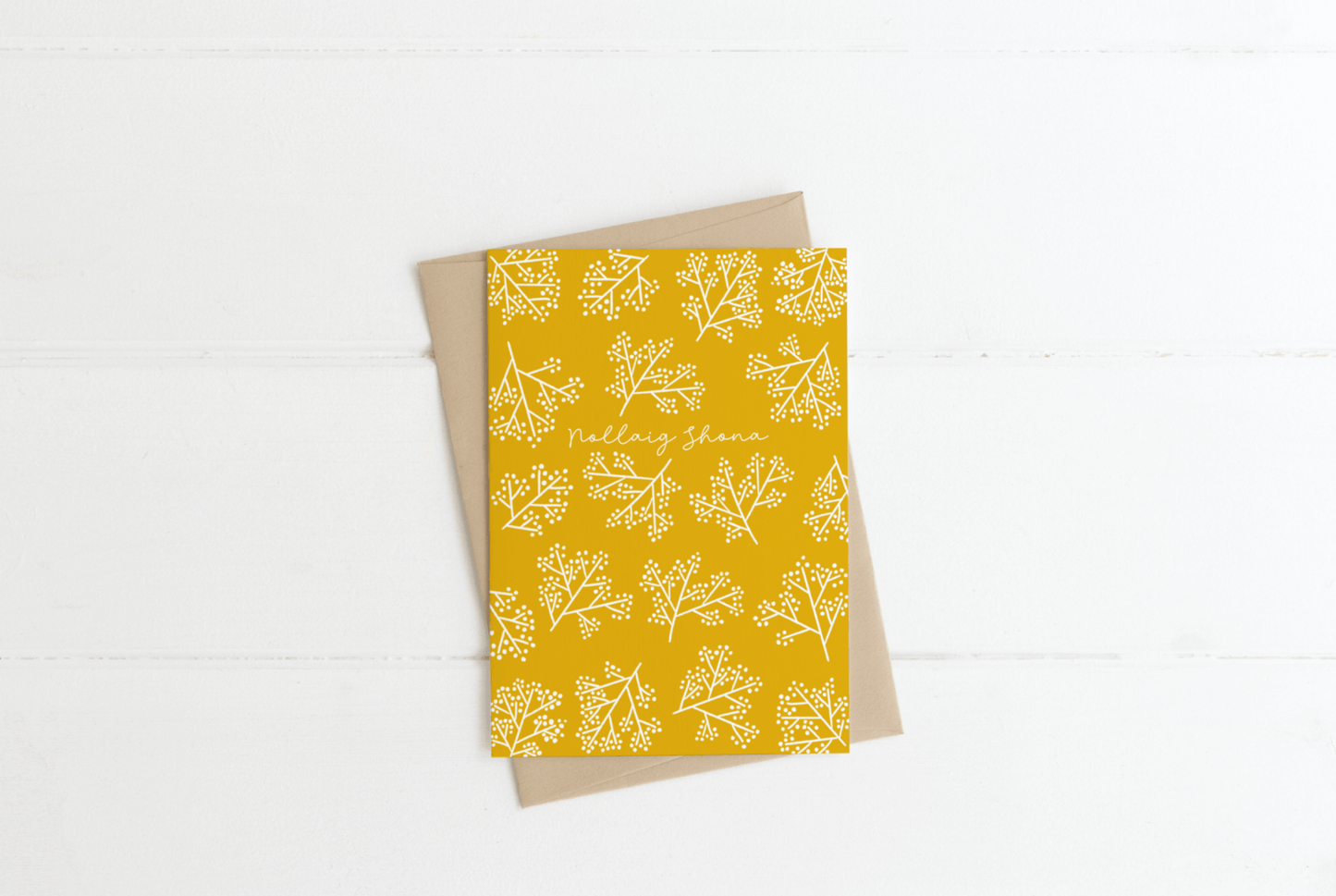 Christmas card as Gaeilge - Nollaig Shona yellow berry card A6